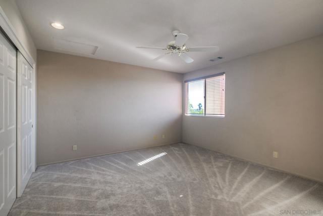 1089 Ridge Heights Dr, Fallbrook CA: https://media.crmls.org/mediaz/42c5bc96-cace-4f30-8d77-1eed9502bea8.jpg