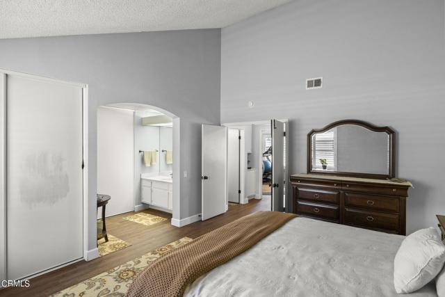 Detail Gallery Image 23 of 45 For 1832 Topaz Ave, Ventura,  CA 93004 - 2 Beds | 2/1 Baths