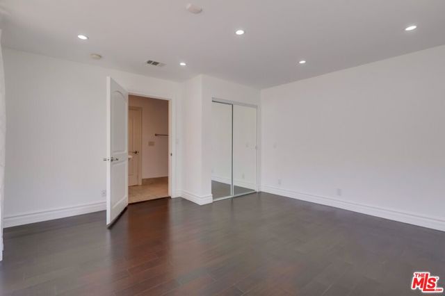 114 S Layton Drive, Los Angeles CA: https://media.crmls.org/mediaz/42c69586-561a-4da9-928f-33092182c095.jpg