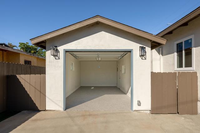 Detail Gallery Image 3 of 28 For 1728 Vesta St, –,  CA 92113 - 2 Beds | 1 Baths