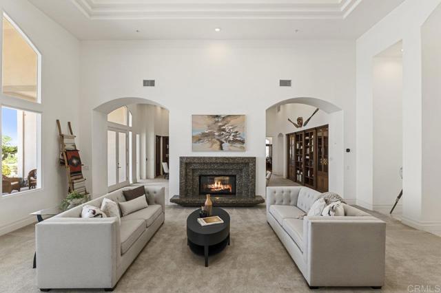 Home for Sale in Valley Center