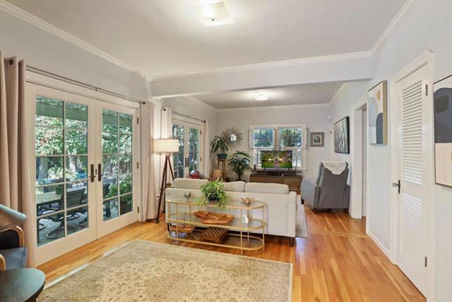 509 Myrtle Avenue, Modesto CA: https://media.crmls.org/mediaz/42c71e96-2100-4567-b595-99143a5c74a2.jpg