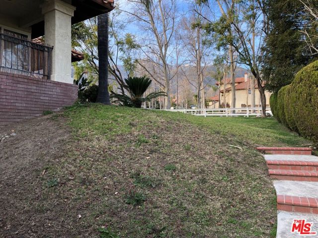 10723 Ridge Canyon Road, Rancho Cucamonga CA: https://media.crmls.org/mediaz/42c722ff-589f-4894-aa61-b3e573b44a9e.jpg