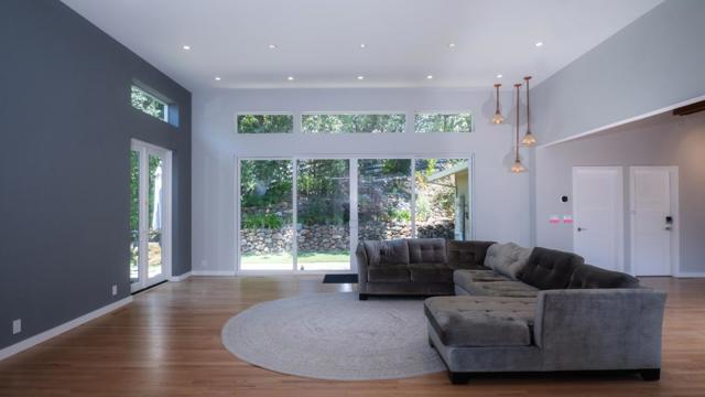 15 Kiowa Court, Portola Valley CA: https://media.crmls.org/mediaz/42c7d0d2-b74b-4cb3-b0e0-ce1cdeda49c0.jpg