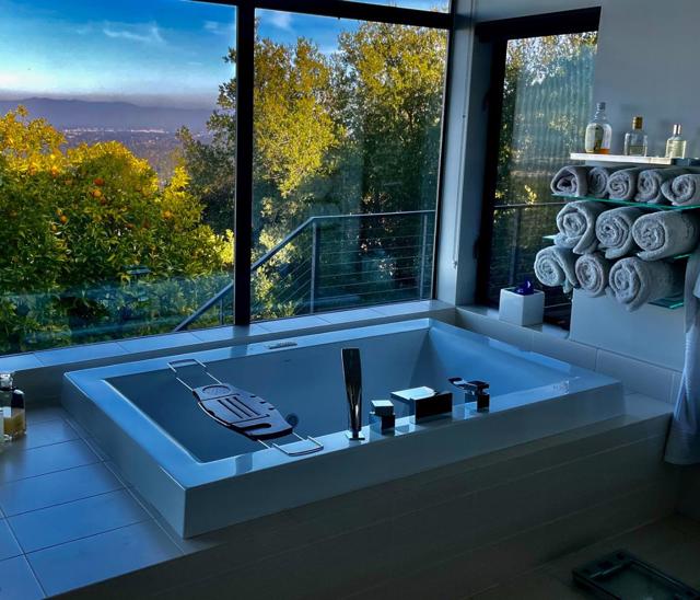 24860 Olive Tree Lane, Los Altos Hills CA: https://media.crmls.org/mediaz/42c82b97-5794-4db5-840f-346b5e748aa8.jpg