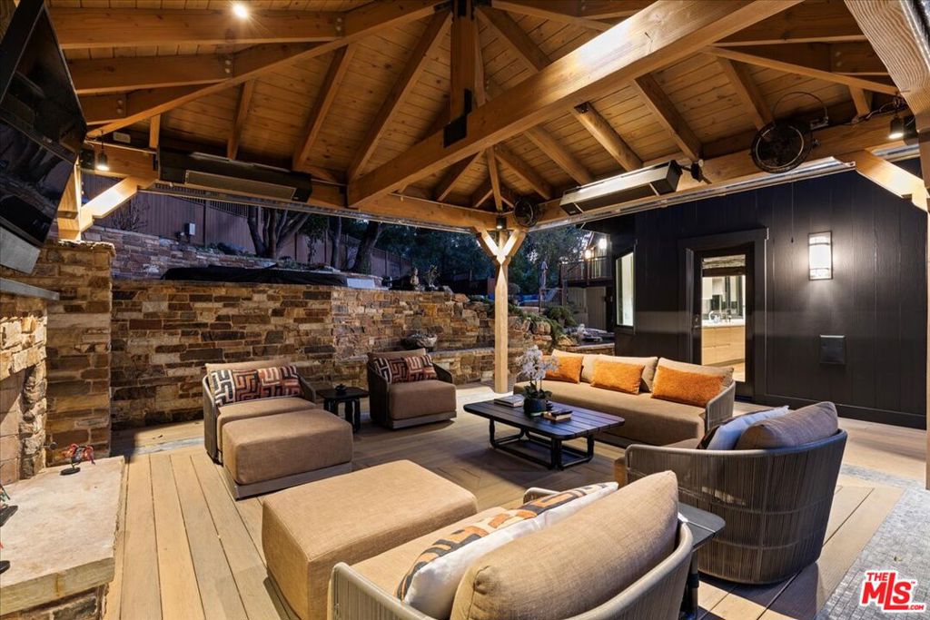 3000 Cornwall DriveGlendale img 2