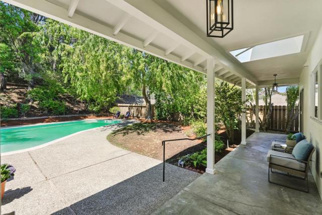 2816 Benson Way, Belmont CA: https://media.crmls.org/mediaz/42c8476f-ee66-4176-9266-f4807b924b5c.jpg