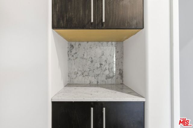 3476 Troy Drive, Los Angeles CA: https://media.crmls.org/mediaz/42c9147e-9335-454e-9864-2f00ad3b1002.jpg