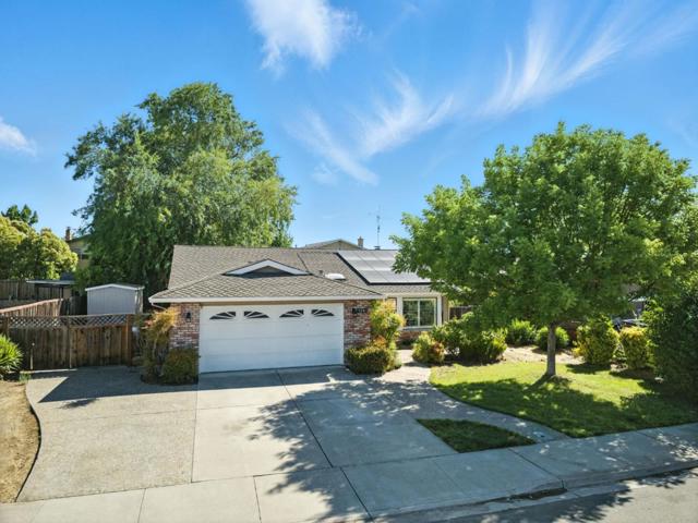 5241 Felicia Avenue, Livermore CA: https://media.crmls.org/mediaz/42c9228f-d5de-4b0c-920b-4425aec48af1.jpg
