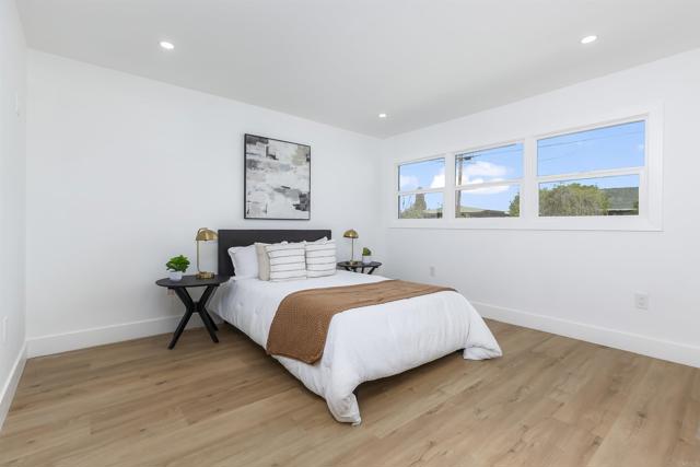 Detail Gallery Image 35 of 75 For 3840 Tomahawk Ln, San Diego,  CA 92117 - 5 Beds | 2 Baths