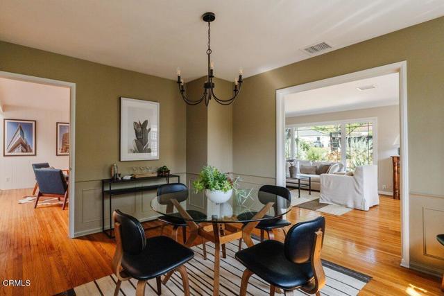 Detail Gallery Image 14 of 45 For 1300 Meadowbrook Rd, Altadena,  CA 91001 - 3 Beds | 2 Baths