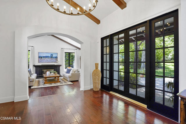 29270 Wagon Road, Agoura Hills CA: https://media.crmls.org/mediaz/42caccce-17e8-4e9c-824e-8ac8190da7ce.jpg