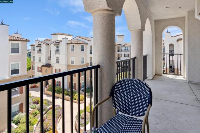 3240 Maguire Way, Dublin CA: https://media.crmls.org/mediaz/42cb57e5-7539-4bde-ba18-3da32e8ded44.jpg