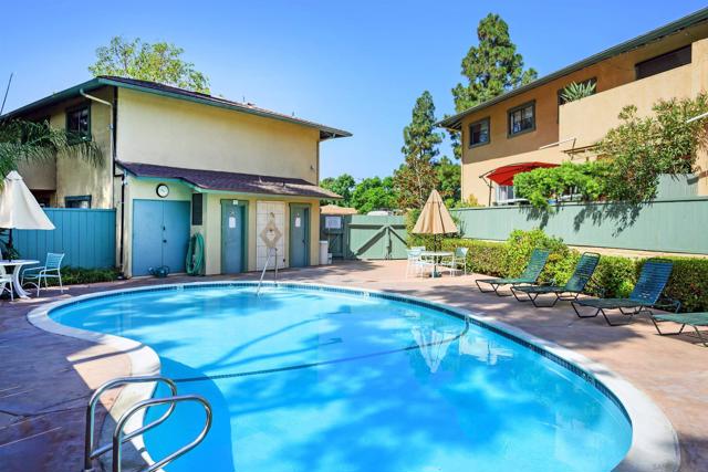 4651 Pico St, San Diego CA: https://media.crmls.org/mediaz/42cb9119-ce57-4ea6-b079-c5ca6d89f65a.jpg