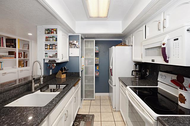 4184 33rd St, San Diego CA: https://media.crmls.org/mediaz/42cc5cc8-f9c6-4d4f-bba8-2c834acc83aa.jpg