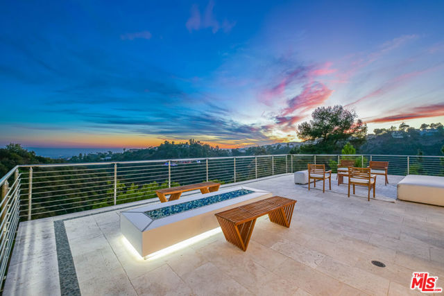 Drew Fenton | 1121 Roberto Lane Los Angeles CA | MLS: 7531913