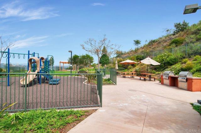 1605 Calabria Street, Santee CA: https://media.crmls.org/mediaz/42ccaf1d-6152-4fee-8130-a1622d9177d4.jpg