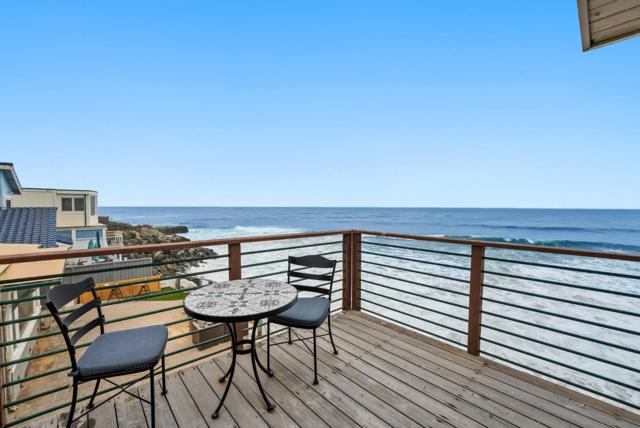 22818 E Cliff Drive, Santa Cruz CA: https://media.crmls.org/mediaz/42ccd1ad-c6c1-499f-b7df-b593bb5b3370.jpg