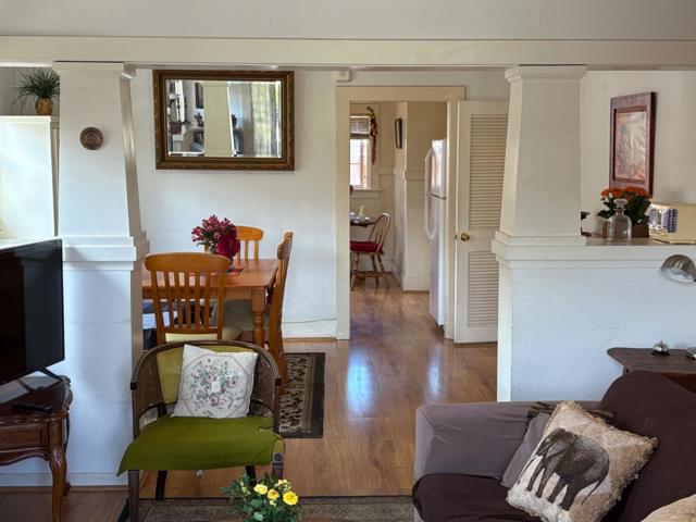 105 Palm Avenue, Watsonville CA: https://media.crmls.org/mediaz/42cceeb5-e075-4dd7-bcb0-421c8736dcc1.jpg