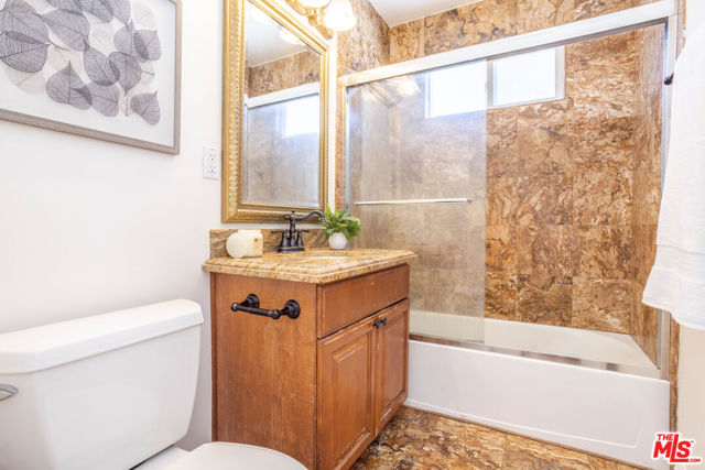 15065 Vose Street, Van Nuys CA: https://media.crmls.org/mediaz/42cf3564-78de-40b1-bc16-3a74c1814261.jpg