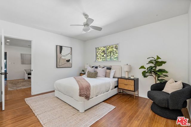 3917 Beethoven Street photo 8