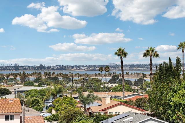 1850 Illion St, San Diego CA: https://media.crmls.org/mediaz/42cfabfe-fef0-419f-b6d0-a93a4ae4b3a2.jpg