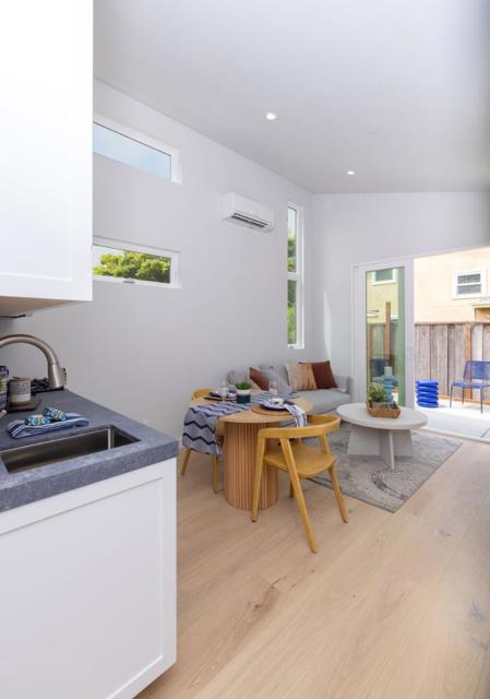 355 30th Avenue, Santa Cruz CA: https://media.crmls.org/mediaz/42d0c210-6a9f-4506-a130-0e0734f48ebc.jpg