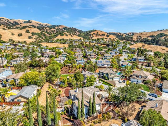6252 Placid Court, San Jose CA: https://media.crmls.org/mediaz/42d13c1c-31a2-4033-85c1-b79c1d84f3ea.jpg