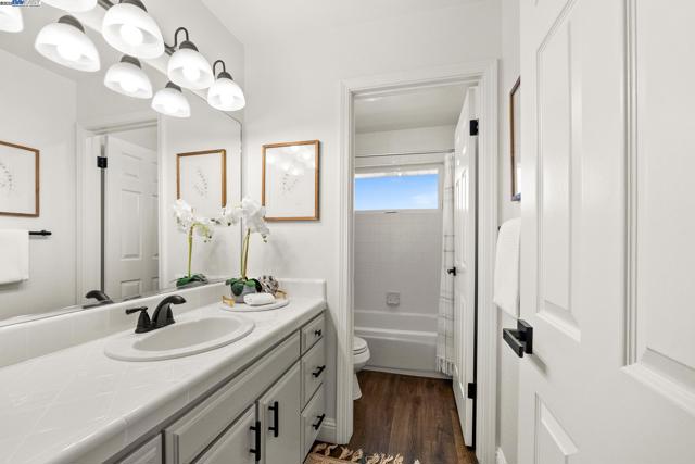 3746 La Costa Ave, Castro Valley CA: https://media.crmls.org/mediaz/42d165f0-93a6-44e6-a57a-3fad0f71fa45.jpg