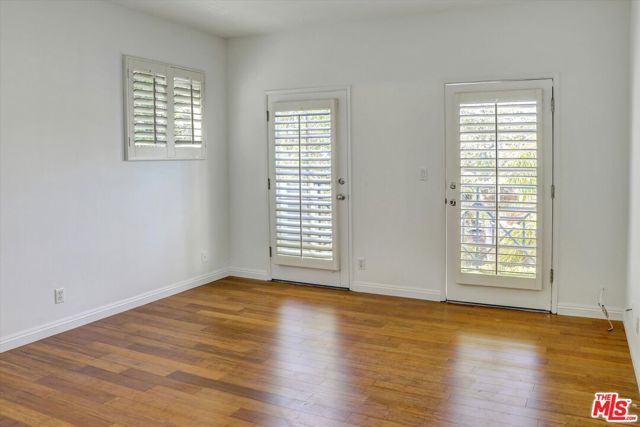 7920 Anise Avenue, Los Angeles CA: https://media.crmls.org/mediaz/42d1bf8d-71f1-41db-a873-43468cba916e.jpg