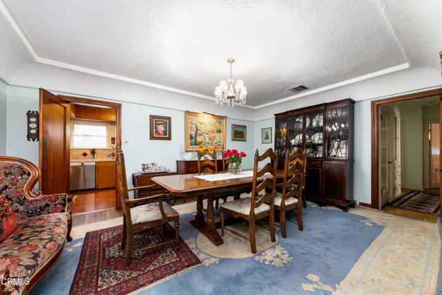 Detail Gallery Image 10 of 35 For 2270 E Orange Grove Bld, Pasadena,  CA 91104 - 3 Beds | 1 Baths