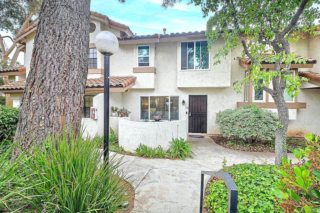 1651 S Juniper Street #106