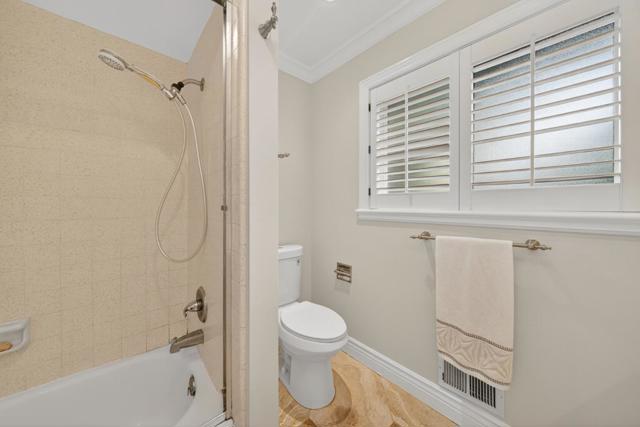 13010 Glen Brae Drive, Saratoga CA: https://media.crmls.org/mediaz/42d2cf89-0d08-49d2-8f10-5490942149f2.jpg