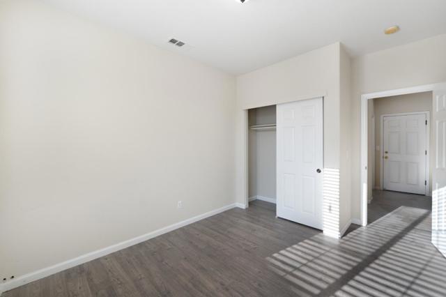 16341 Adobe Way, Lathrop CA: https://media.crmls.org/mediaz/42d4b74d-0c2d-4759-ba4a-dc7c5bc0968f.jpg
