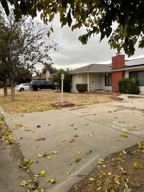 Image 1 of 9 For 4863 E Simpson Avenue