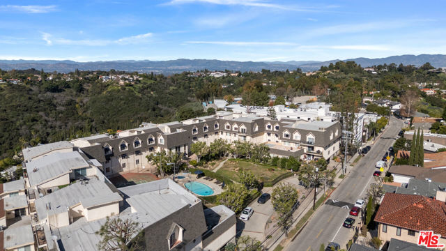 Drew Fenton | 2385 Roscomare Road Los Angeles CA | MLS: 7589042 Drew Fenton | 2385 Roscomare Road Los Angeles CA | MLS: 7589042