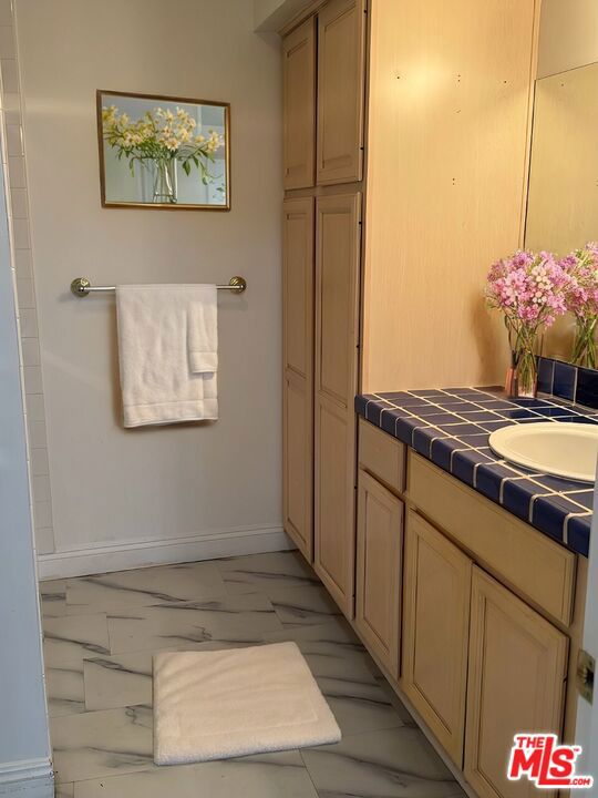1351 N Crescent Heights Boulevard, West Hollywood CA: https://media.crmls.org/mediaz/42d580dc-2333-4777-be9d-b38c20ffdf14.jpg