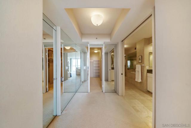1780 Avenida Del Mundo, Coronado CA: https://media.crmls.org/mediaz/42d5a42f-93e9-44b7-a619-0a2daa4739fc.jpg