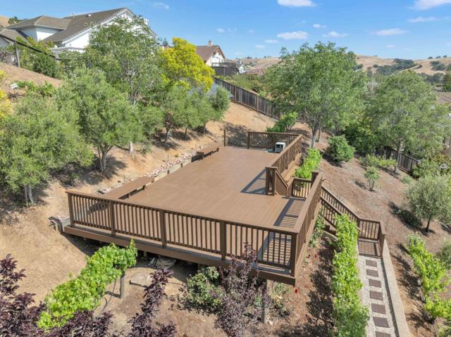 6336 Skywalker Drive, San Jose CA: https://media.crmls.org/mediaz/42d6723f-1ec4-40ae-9fde-9836059c6ed4.jpg