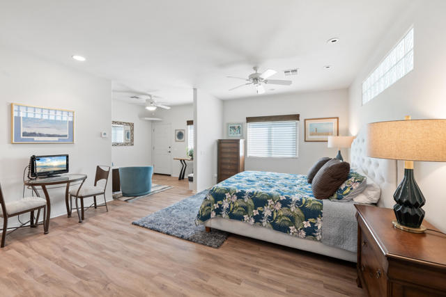 39060 Kilimanjaro Court, Palm Desert CA: https://media.crmls.org/mediaz/42d7ba72-d628-44c5-bc53-dbd8e1fcfe34.jpg