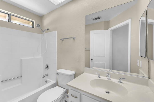 78748 Via Sonata, La Quinta CA: https://media.crmls.org/mediaz/42d7f808-8462-45d5-b5de-ac319f8f4f39.jpg