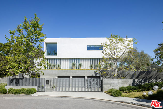 Drew Fenton | 12251 Castlegate Drive Los Angeles CA | MLS: 7060159