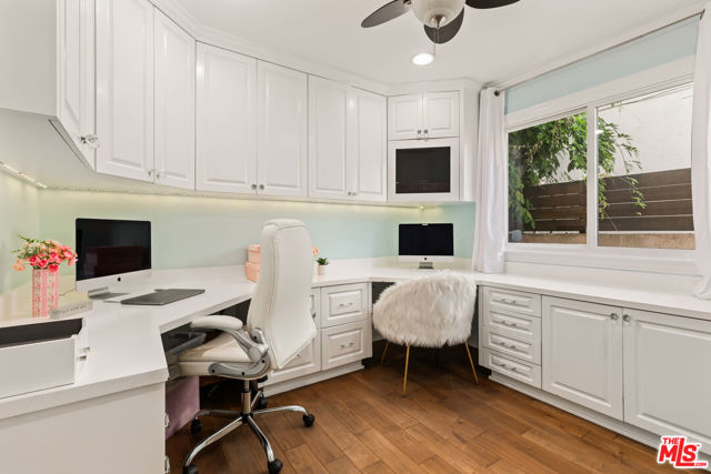 7354 Trask Avenue, Playa del Rey CA: https://media.crmls.org/mediaz/42d97128-ac5c-4bd4-a6b7-be8b6c379a26.jpg