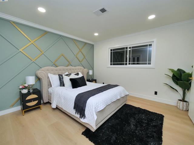 5603 Wintergreen Dr, Newark CA: https://media.crmls.org/mediaz/42d9cf6e-6649-49e3-aeda-2a000b941c13.jpg