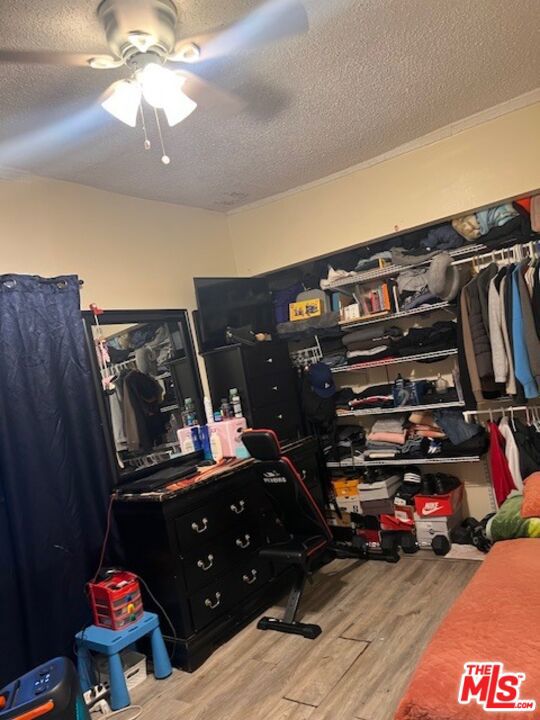 4911 S Normandie Avenue, Los Angeles CA: https://media.crmls.org/mediaz/42da2ca4-bf22-4e33-959f-efabbbca2f9a.jpg