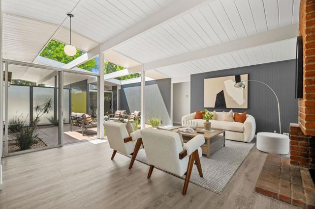1472 Kingfisher Way, Sunnyvale CA: https://media.crmls.org/mediaz/42dafe4f-ebae-4351-9735-902deaa3e55a.jpg