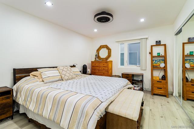 4380 Temecula St, San Diego CA: https://media.crmls.org/mediaz/42db035f-4f33-47f4-84af-095b6810d06e.jpg