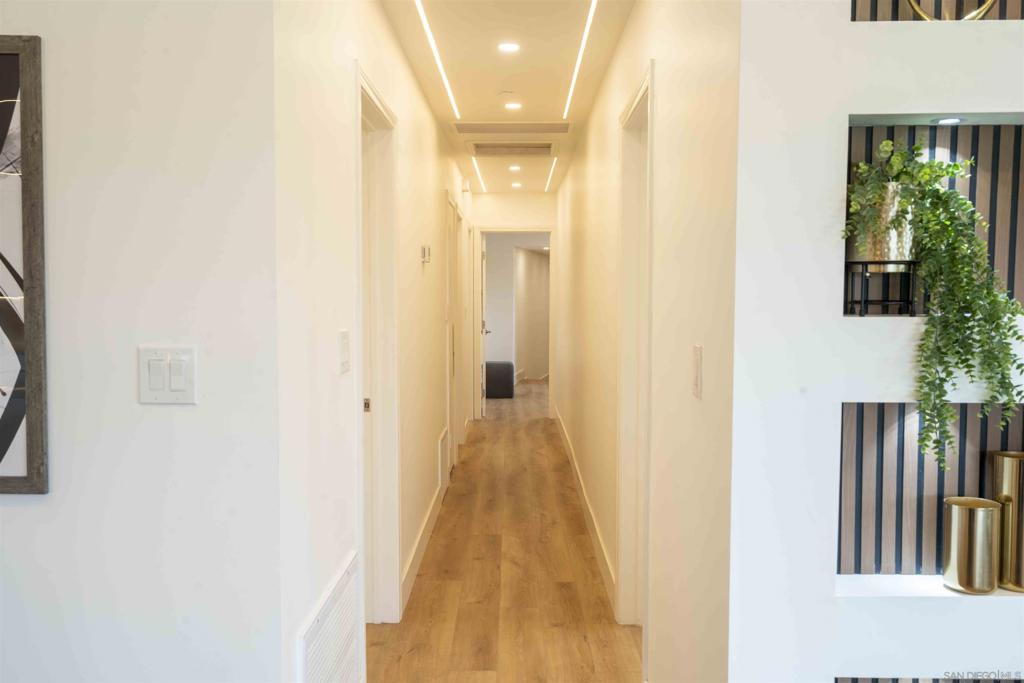 MLS #250039460SD image #32