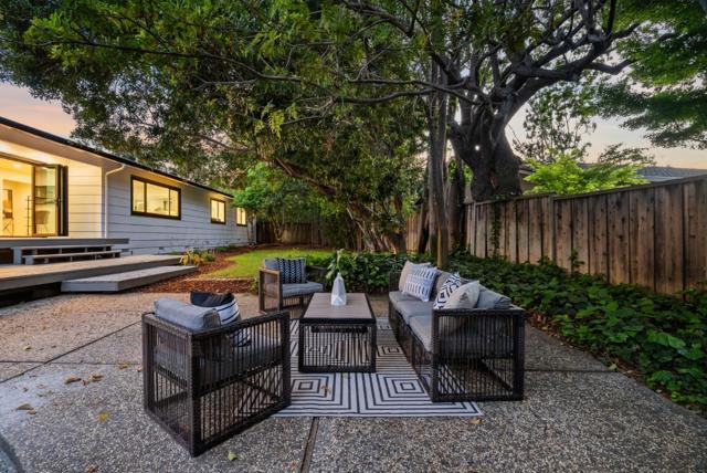 2344 Deodara Drive, Los Altos CA: https://media.crmls.org/mediaz/42dce032-896d-46a8-abd5-dcfb4d2020a5.jpg