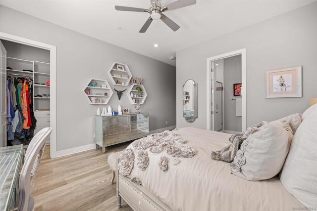 6183 Summit Crest Circle, San Diego CA: https://media.crmls.org/mediaz/42dd5b84-0b94-43c5-b1be-1ee189e698d9.jpg